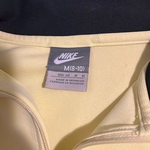 Yellow vintage Nike